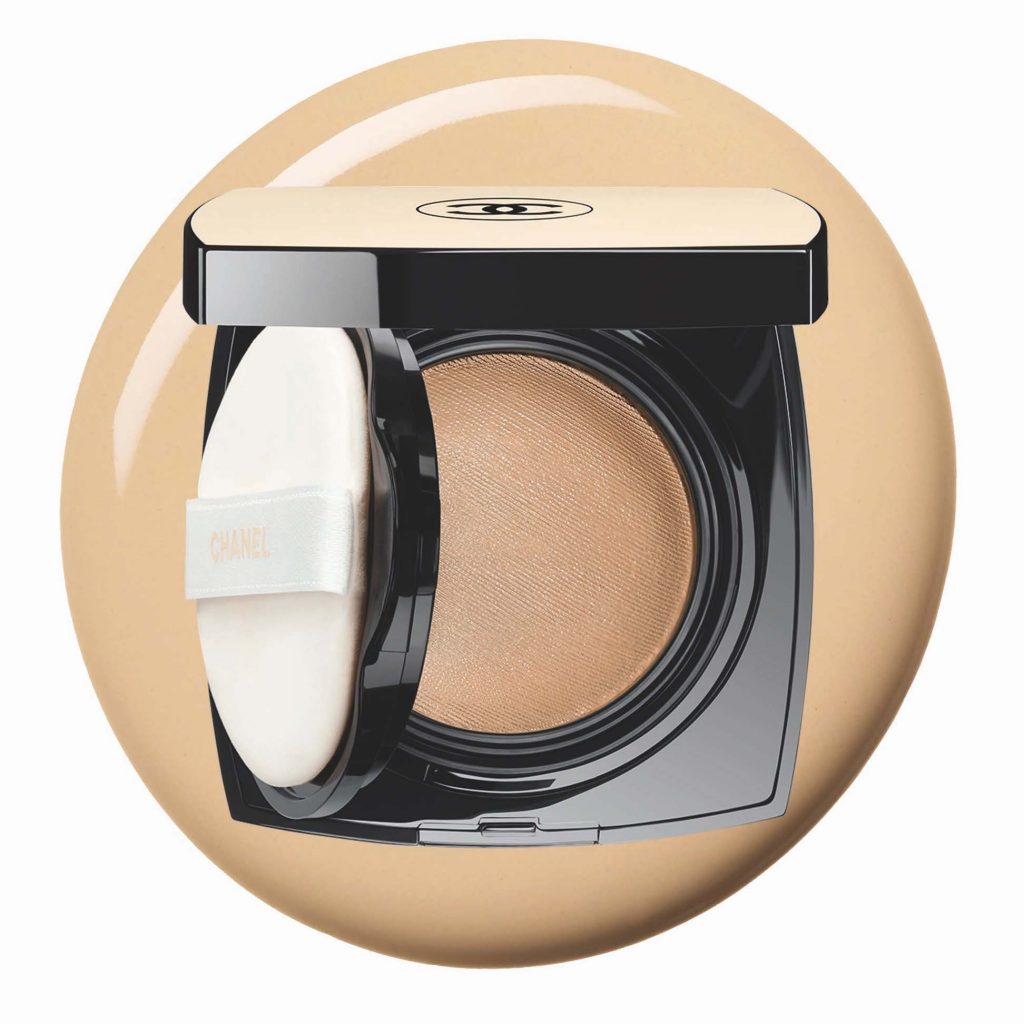 Best Foundation: Les Beiges Healthy Glow Gel Touch Foundation CHANEL
