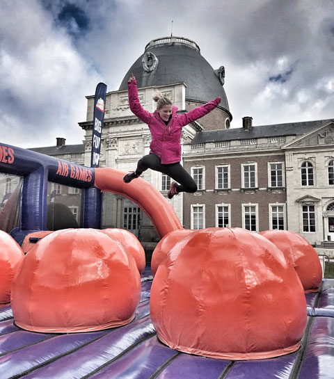 Doen: Belgie krijgt met de Air Games een reusachtige springkasteelrace