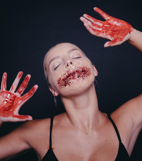Halloween make-up tutorial: vastgenaaide mond