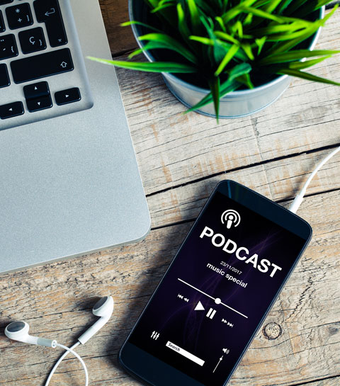 5 inspirerende podcasts om je dag mee te beginnen