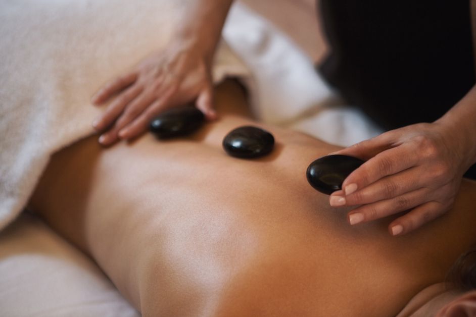 massage, shiatsu, deep tissue, thai, hot stone, ayurvedisch, holistisch
