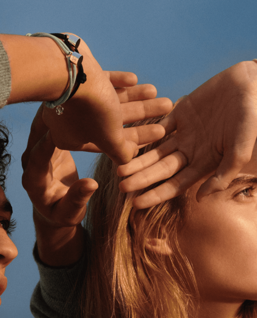 Crush van de dag: Virgil Abloh ontwerpt Lockit-armband voor UNICEF