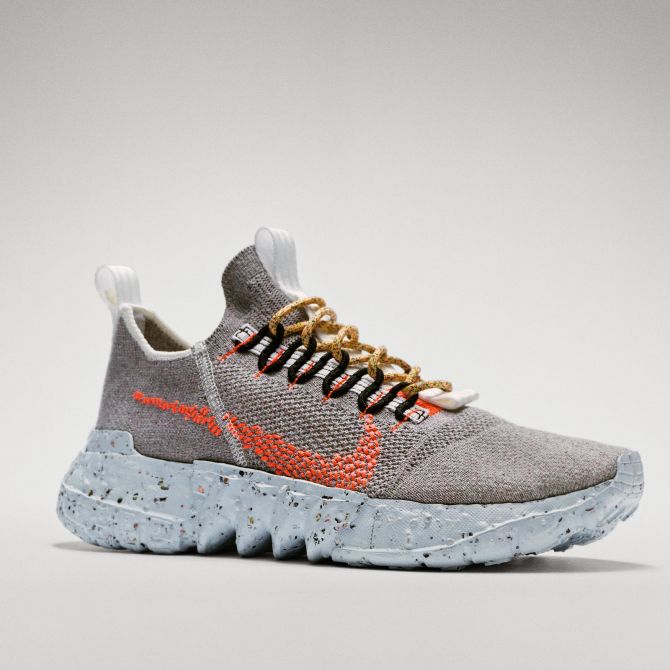 We Love: Nike lanceert duurzame Space Hippie-sneakers - ELLE.be