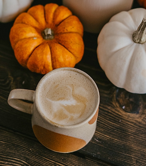 Recept: zelfgemaakte pumpkin spice latte voor een fractie van de prijs