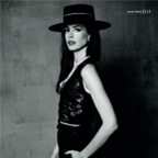 Cover girl Anne Hathaway, tien jaar na Hathahate:
“Ik heb keihard moeten vechten om lief te zijn voor mezelf.”