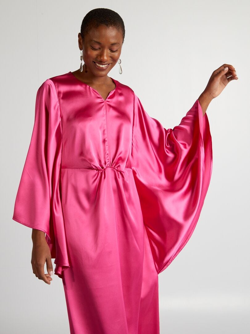 Satijnen roze jurk