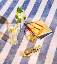 Bloemig en verfrissend: de St-Germain Spritz is de it-cocktail van de zomer