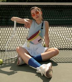 Sportief of niet, tenniscore is dé trend van de zomer