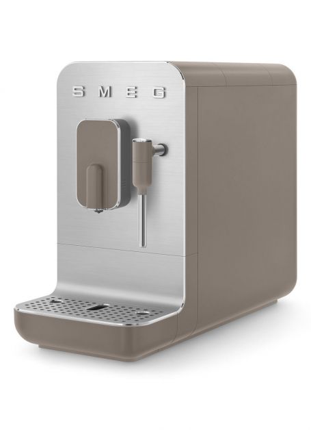50’s style volautomatische koffiemachine, SMEG, De Bijenkorf, €535,95