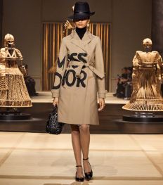 De 5 verrassendste trends bij Dior tijdens Paris Fashion Week