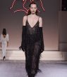 Dior Pre-Fall 24 mixt New Yorkse avant-garde met Parijse elegantie