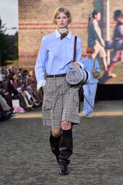 Baum und Pferdgarten