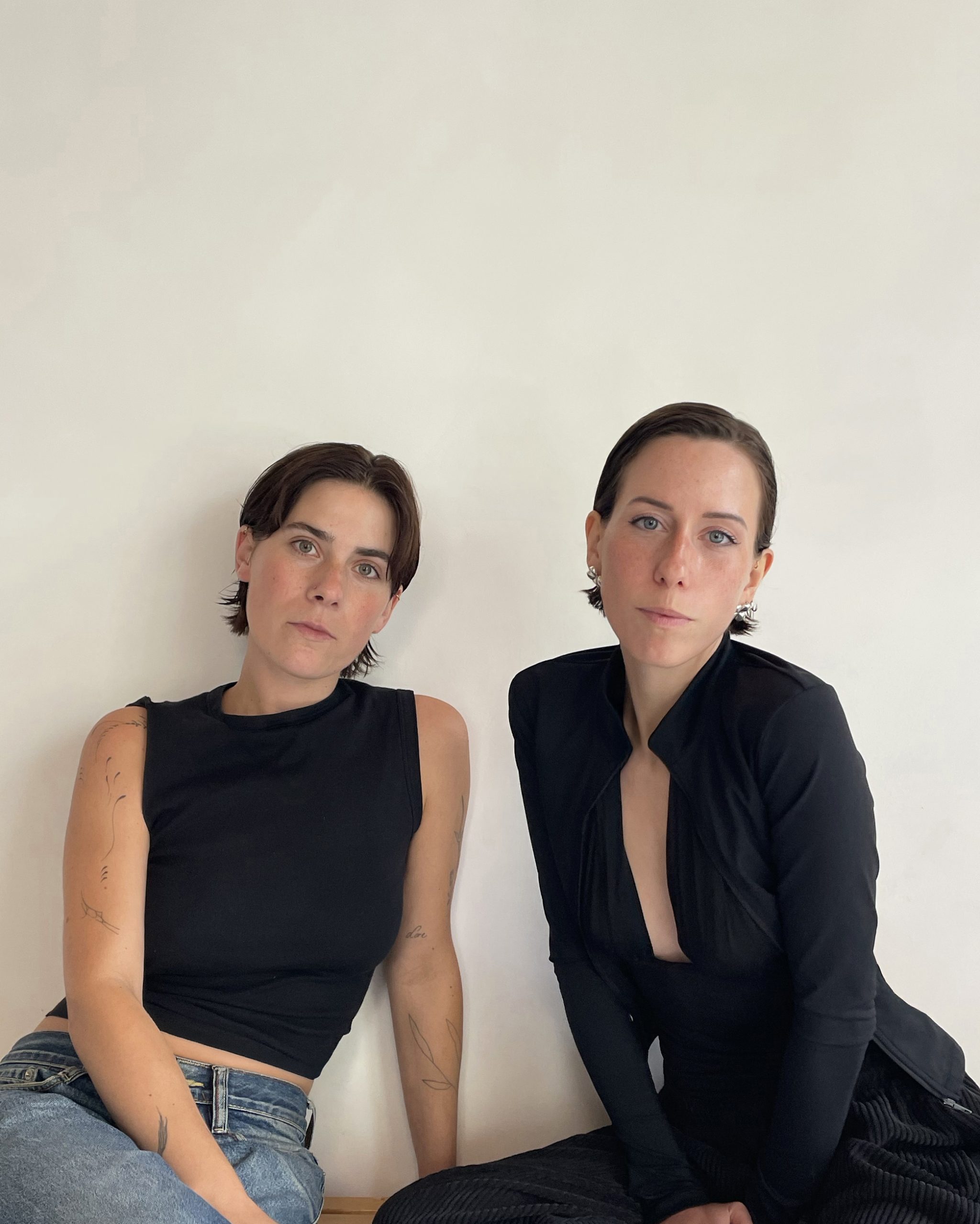 Yana Van Nuffel en Isabel Wolfs