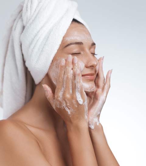 Volgens dermatologen is dit skinecare-ritueel dé shortcut naar een perfecte huid