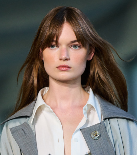 Zo krijg je de virale ‘Resting Rich Face’, oftewel de nieuwe definitie van chic