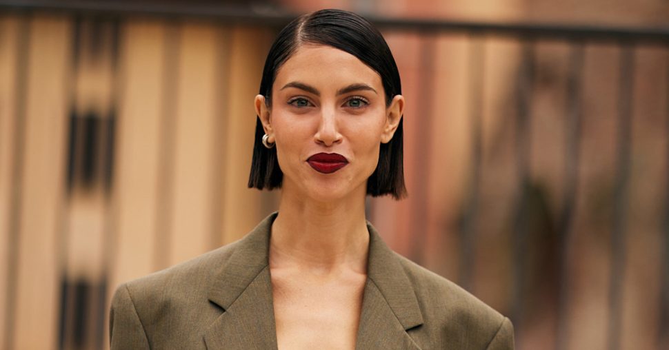 De ‘blunt bob’ is het statement kapsel van dit voorjaar – 6 stijlen die bij elke gezichtsvorm passen