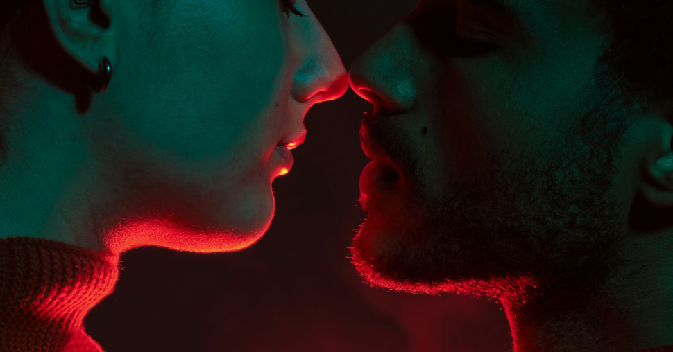 5 signalen dat je in een karmische relatie zit