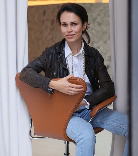 Bloemen en beauty: schoonheid volgens papierkunstenaar Mira Tsybukovska