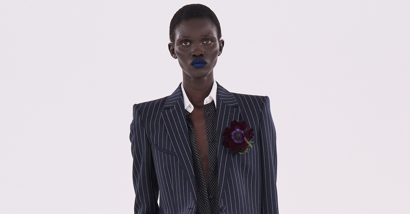 Paris Fashion Week: Power tailoring en jaren negentig glamour bij Tom Ford