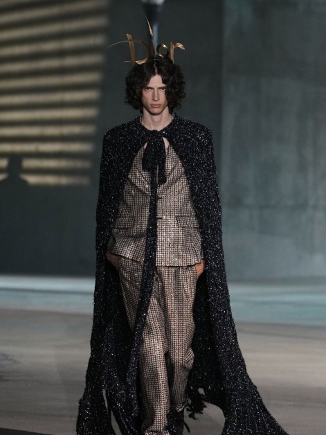 DIOR