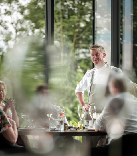In Ronse nodigt het Midsummer Festival een sterrenchef uit in zijn tuinen