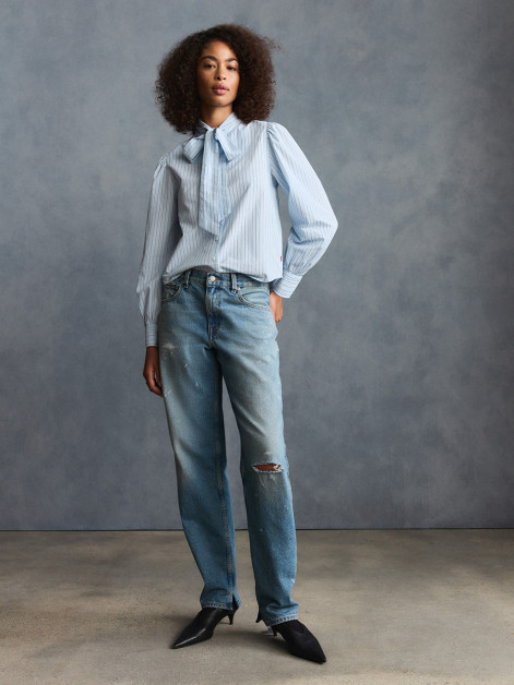 Levi's