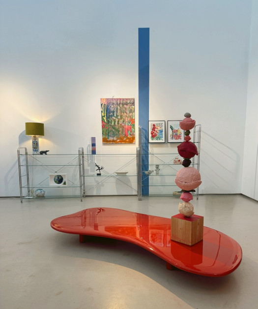 Objects by Marie JUNE Table red ©subtile