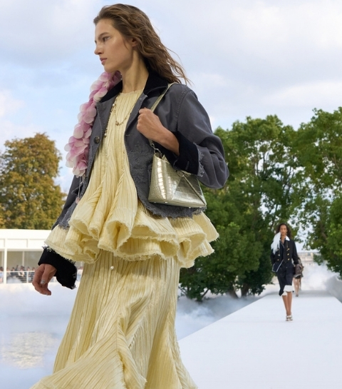 Paris Fashion Week: Dior lente/zomer 2027 vindt schoonheid in de imperfecties van de natuur